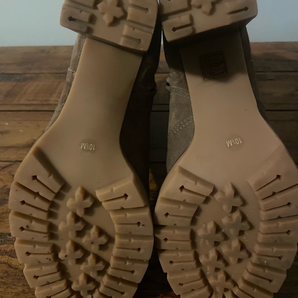 Tory burch Leigh 90mm Lug Sole Bootie - Picture 9 of 10